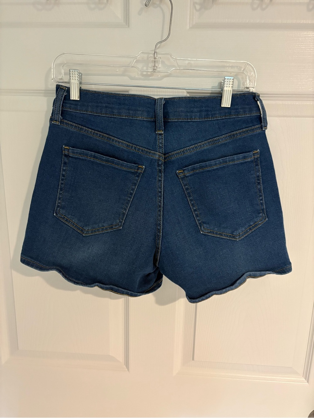 Old Navy High-Waisted WOW Jean Shorts - Picture 3 of 5